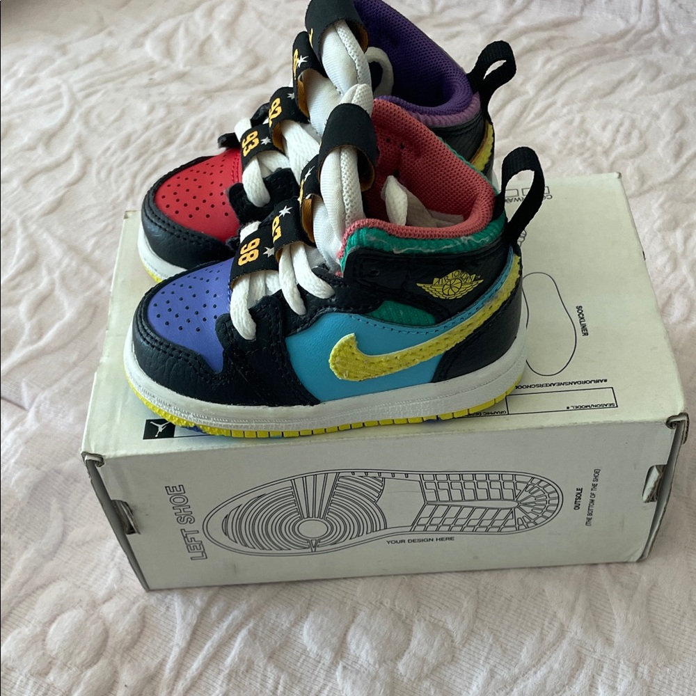 4C Jordan color me design - Picture 3 of 8